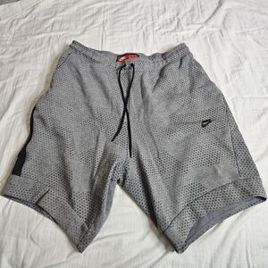 Nike Sportswear Tech Fleece Shorts With Pockets